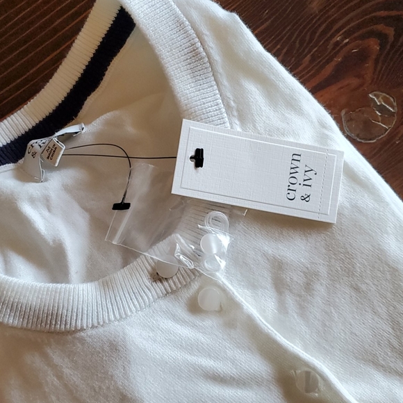 White Cardigan - Picture 2 of 4